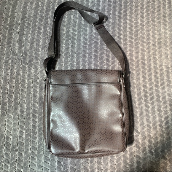 COACH Heritage Signature Embossed PVC Map Messenger Bag in Brown #F70765 - Picture 2 of 12